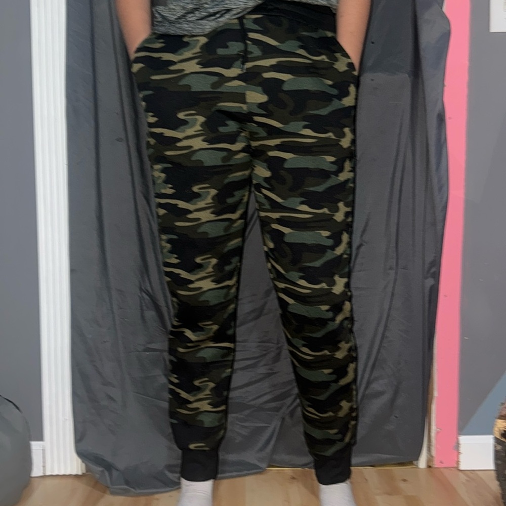 camo sweatpants